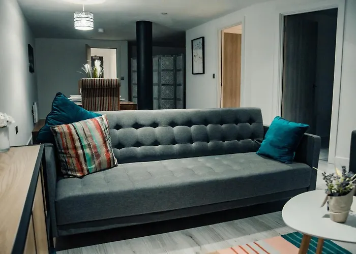 Bv Comfy Basement Apartment At Conditioning House