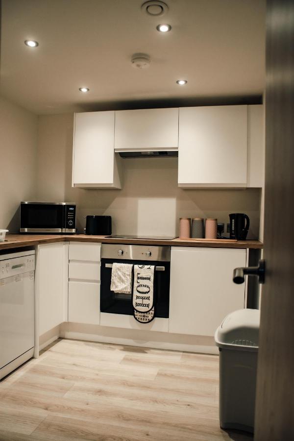 Bv Comfy Basement At Conditioning House * Bradford (West Yorkshire)